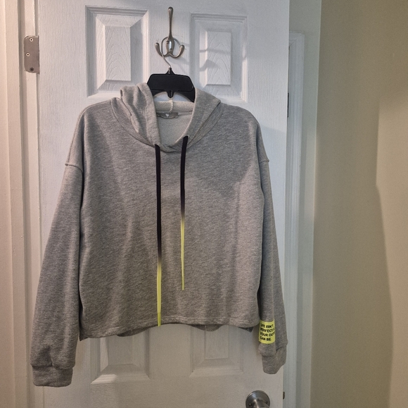 Made in Italy | Jogger Set - Picture 3 of 8